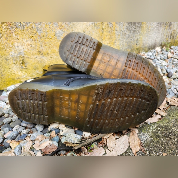 Dr Martens 8 hole Women's Size 8 - Picture 6 of 7